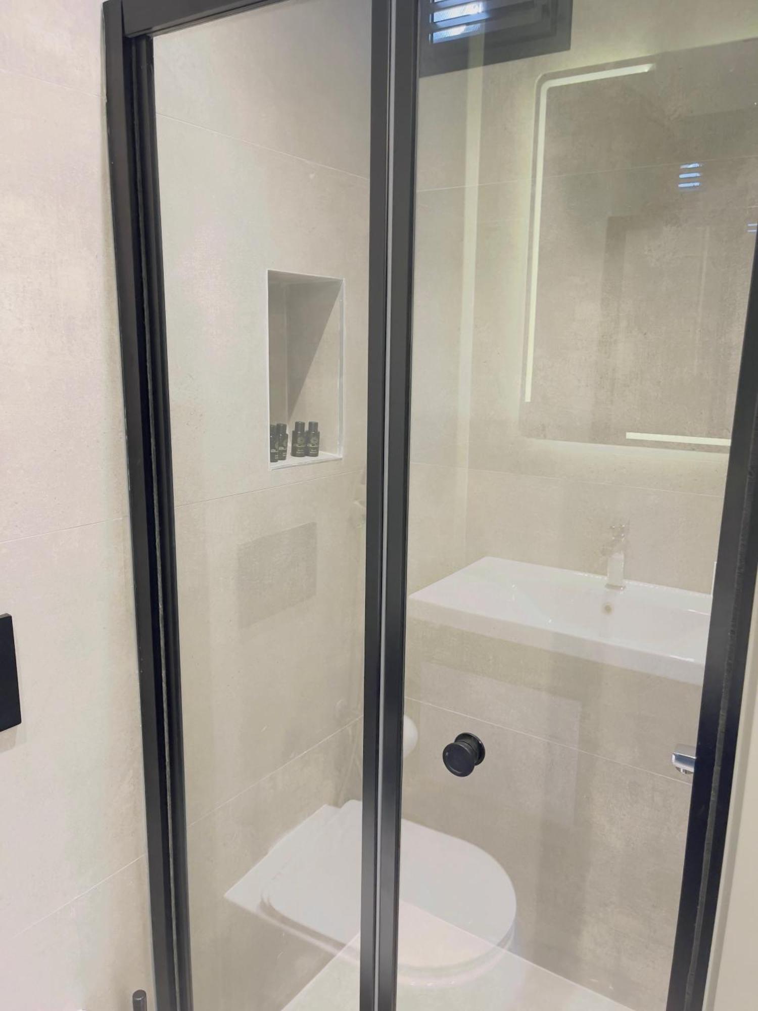 Aymira Suite Hotel Istanbul Exteriör bild